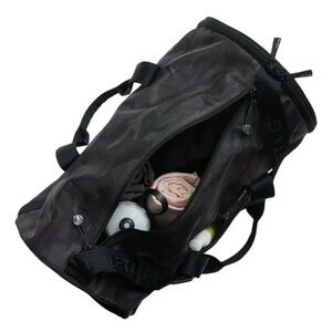 Athleta Girl Limitless Gym / Overnight Bag in Black Camo